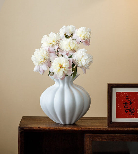 Handmade Water Holding Flower Vases, Modern Black Flower Vase Centerpiece on Table, Porcelain Flower Vases, Ceramic Bouquet Vases-LargePaintingArt.com
