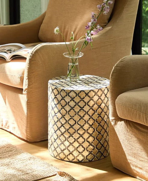 Contemporary Bedside Table, Bedside Small Side Table, Creative Coffee Table, Contemporary Side Table, Modern Side Table, Small End Table, Portable Casual Side Table, Shell Small Sofa Side Table-LargePaintingArt.com