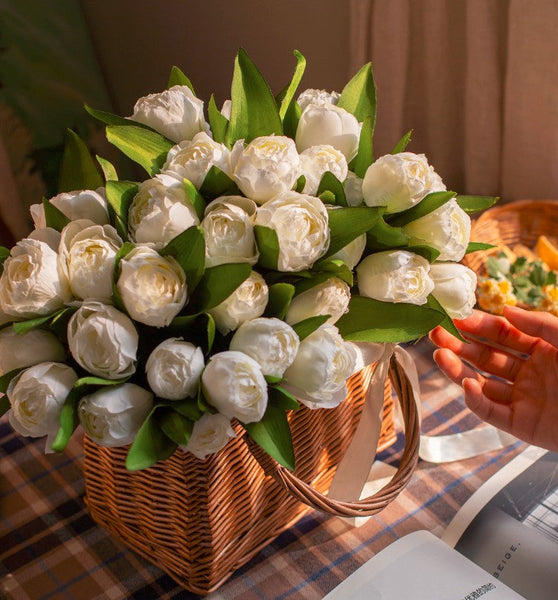 Spring Artificial Floral for Dining Room Table, White Tulip Flowers, Bedroom Flower Arrangement Ideas, Simple Modern Floral Arrangement Ideas for Home Decoration-LargePaintingArt.com