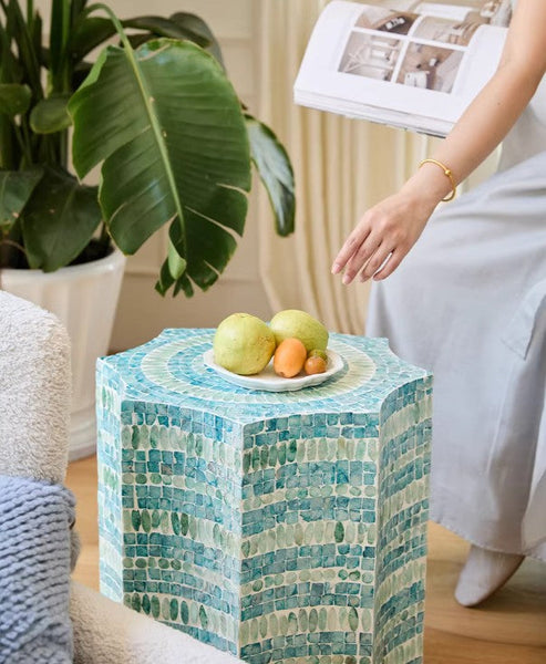 Contemporary Side Table, Contemporary Bedside Table, Bedside Small Side Table, Shell Small Sofa Side Table, Modern Side Table, Small End Table, Portable Casual Side Table, Creative Coffee Table-LargePaintingArt.com