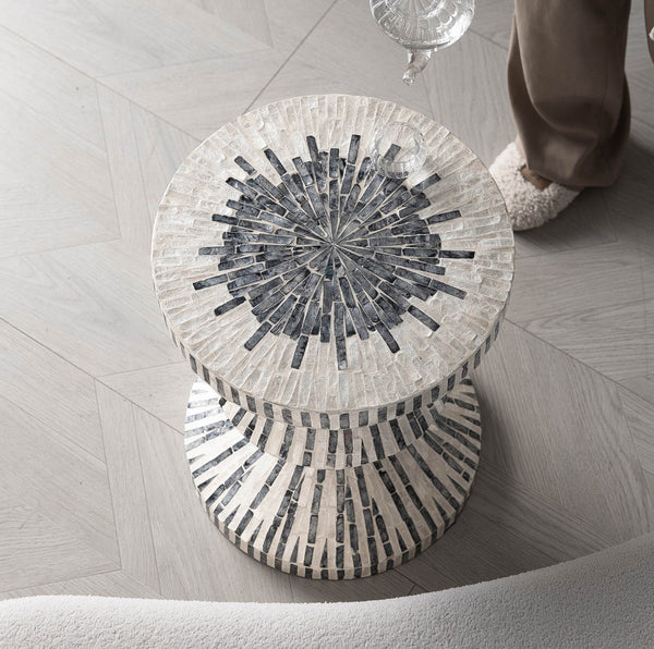Bedside Small Side Table, Portable Casual Side Table, Shell Small Sofa Side Table, Contemporary Round Side Table, Creative Coffee Table-LargePaintingArt.com