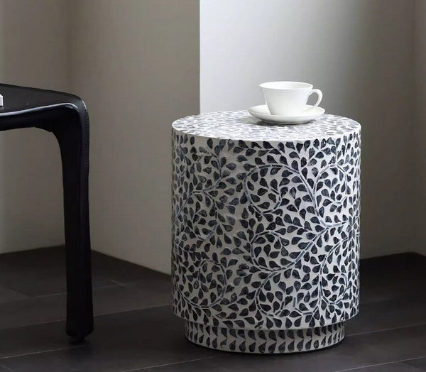 Portable Casual Side Table, Contemporary Round Side Table, Creative Coffee Table, Bedside Small Side Table, Shell Small Sofa Side Table, Contemporary Side Table-LargePaintingArt.com