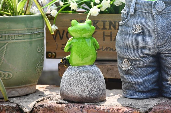 Frog Drinking Coffee Statue for Garden, Animal Statue for Garden Courtyard Ornament, Villa Outdoor Decor Gardening Ideas-LargePaintingArt.com