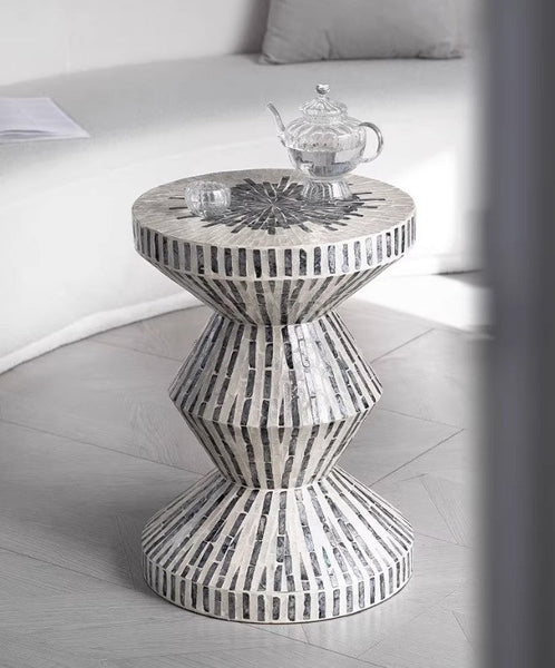 Bedside Small Side Table, Portable Casual Side Table, Shell Small Sofa Side Table, Contemporary Round Side Table, Creative Coffee Table-LargePaintingArt.com