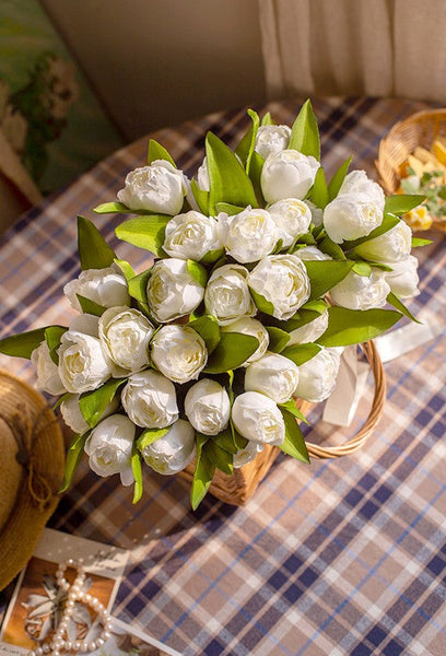 Spring Artificial Floral for Dining Room Table, White Tulip Flowers, Bedroom Flower Arrangement Ideas, Simple Modern Floral Arrangement Ideas for Home Decoration-LargePaintingArt.com