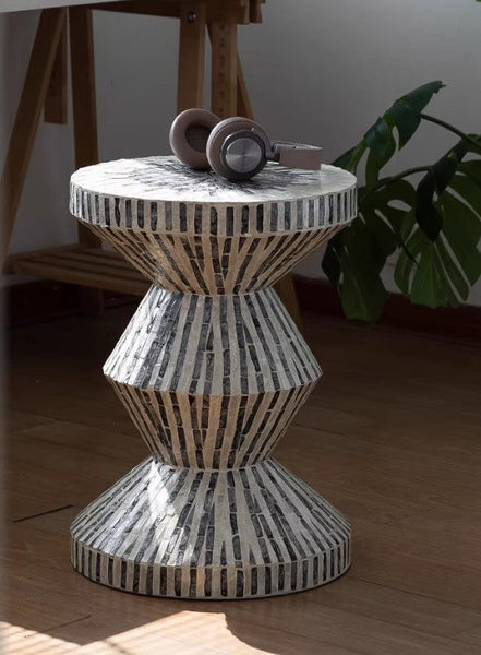 Shell Small Sofa Side Table, Bedside Small Side Table, Portable Casual Side Table, Contemporary Round Side Table, Creative Coffee Table-LargePaintingArt.com