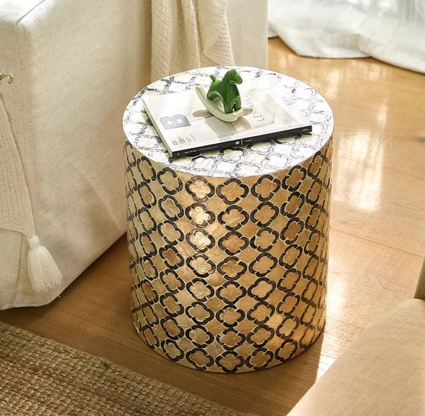 Contemporary Bedside Table, Bedside Small Side Table, Creative Coffee Table, Contemporary Side Table, Modern Side Table, Small End Table, Portable Casual Side Table, Shell Small Sofa Side Table-LargePaintingArt.com