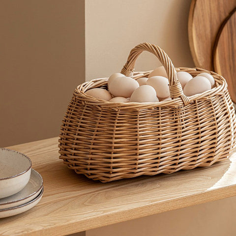 Hand-woven Wicker Storage Basket, Small Picnic Storage Basket with Handle, Willow Weaving Baskets for Vegetable, Natural Fruit Basket, Kitchen Storage Baskets-LargePaintingArt.com