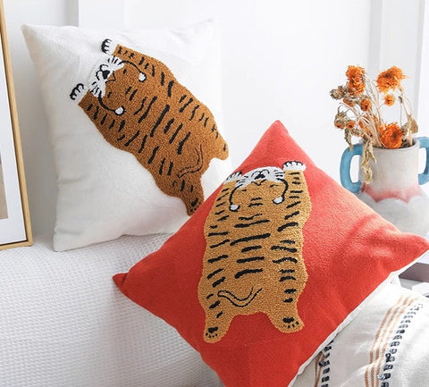 Contemporary Modern Sofa Pillow Covers, Square Modern Throw Pillows for Couch, Lovely Tiger Decorative Pillows for Children's Room, Decorative Pillows for Bedroom-LargePaintingArt.com