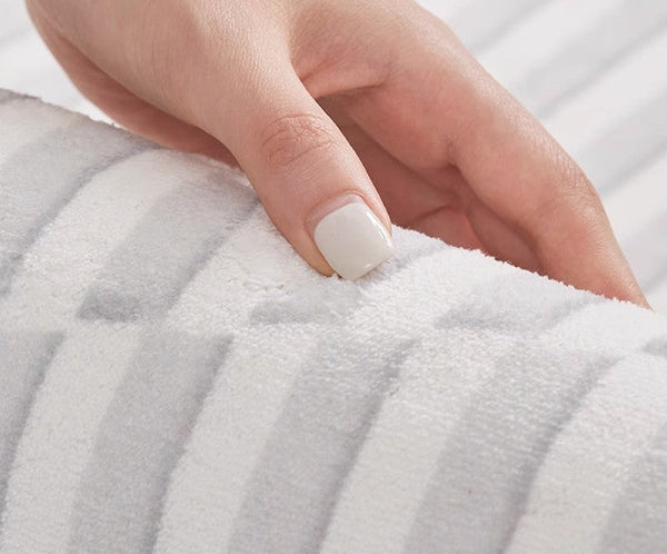 Geometric Contemporary Modern Rugs Next to Bed, Modern Rugs under Dining Room Table, Modern Carpets for Kitchen, Abstract Area Rugs for Living Room-LargePaintingArt.com