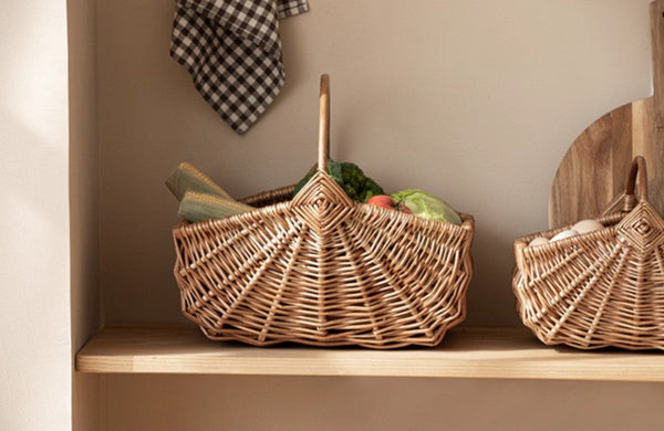 Large Picnic Food Basket with Handle, Natural Hand-woven Wicker Storage Basket, Lovely Willow Weaving Baskets for Vegetable, Natural Fruit Basket, Kitchen Storage Baskets-LargePaintingArt.com