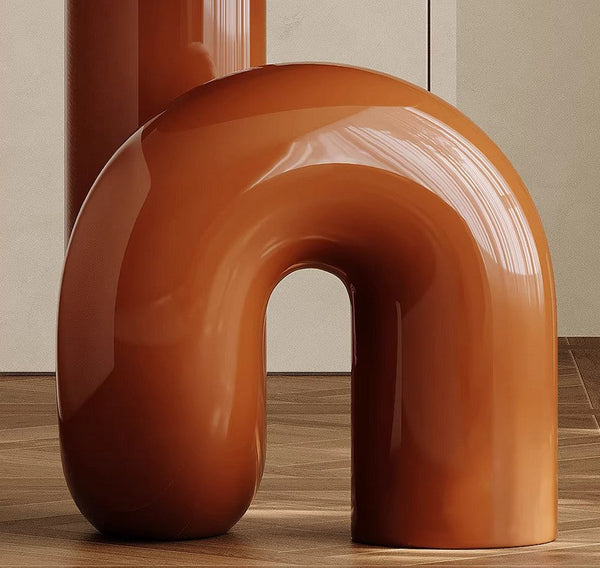 Unique Small End Table, Contemporary Round Side Table, Minimalist Modern Occasional Table, Portable Casual Side Table, Low Profile Sofa Table, Creative Coffee Table, Lightweight Indoor Outdoor Table, Contemporary Side Table-LargePaintingArt.com