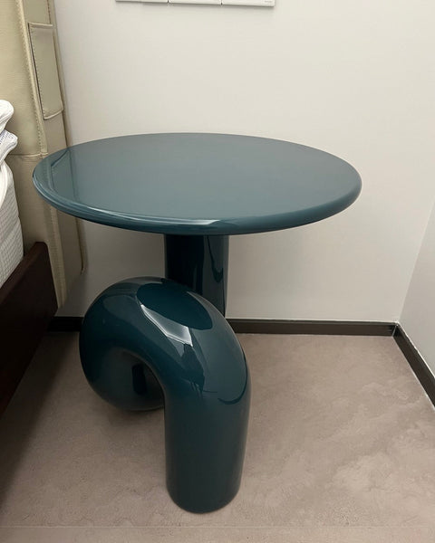 Contemporary Round Side Table, Low Profile Sofa Table, Unique Small End Table, Minimalist Modern Occasional Table, Portable Casual Side Table, Creative Coffee Table, Lightweight Indoor Outdoor Table, Contemporary Side Table-LargePaintingArt.com