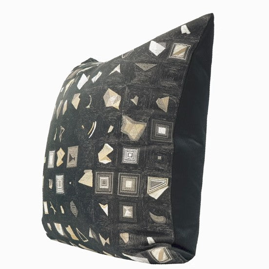 Abstract Black Decorative Throw Pillows, Geomeric Contemporary Square Modern Throw Pillows for Couch, Large Simple Throw Pillow for Interior Design-LargePaintingArt.com